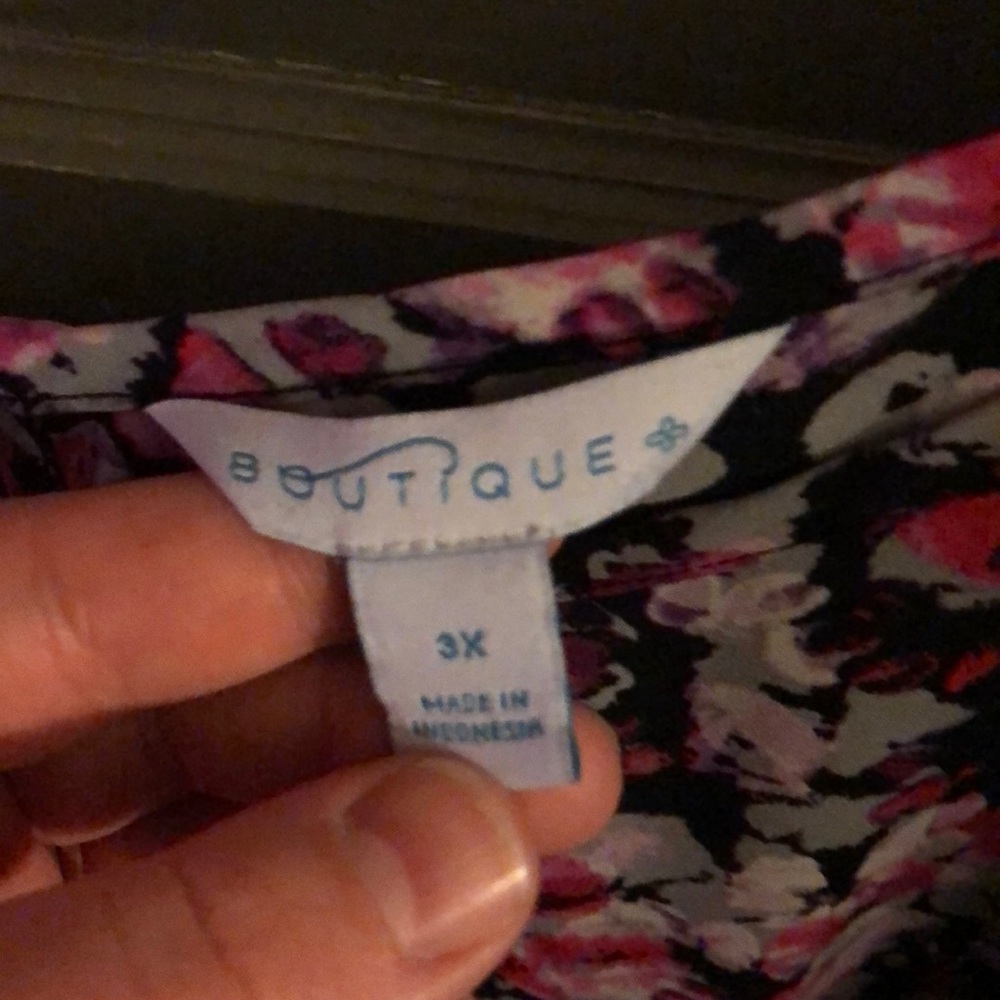Shirt - Picture 3 of 3
